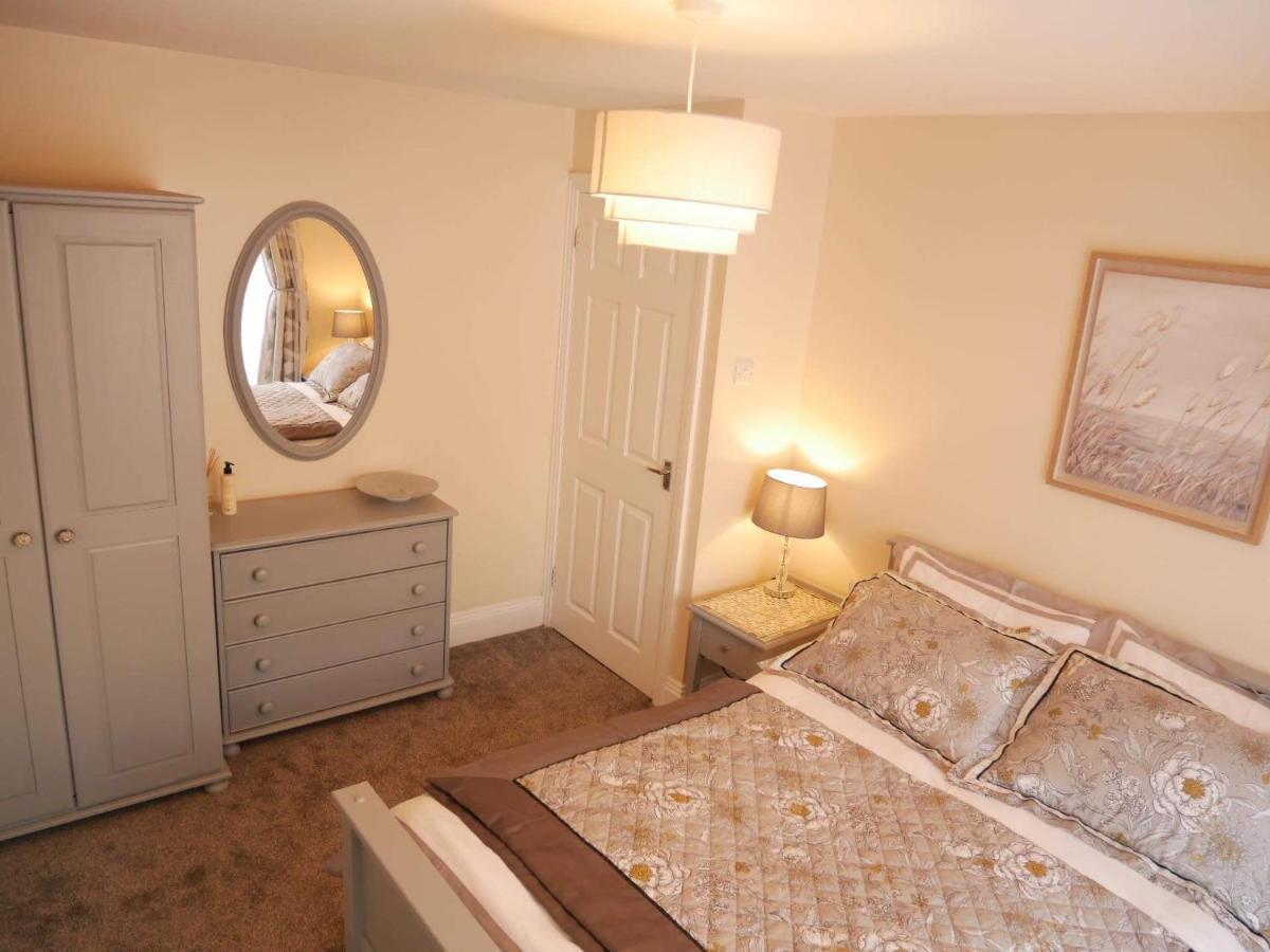 York City Centre, Recently Renovated 2 Bedroom Flat エクステリア 写真