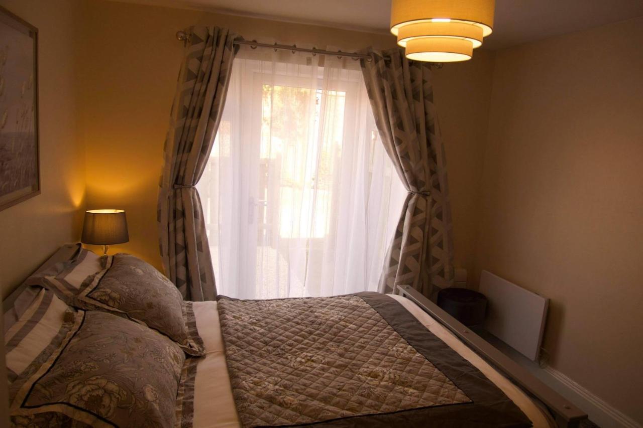York City Centre, Recently Renovated 2 Bedroom Flat エクステリア 写真