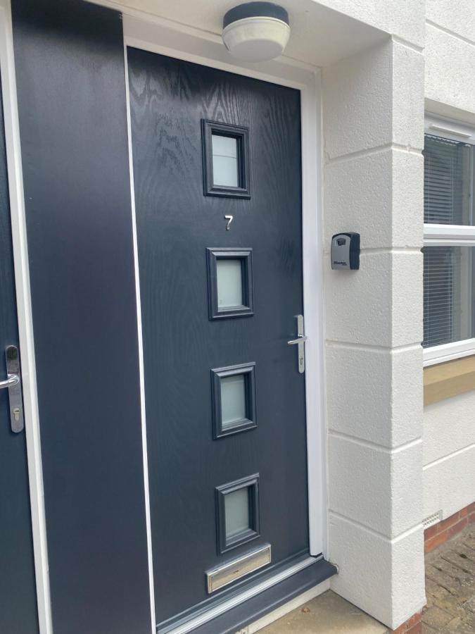 York City Centre, Recently Renovated 2 Bedroom Flat エクステリア 写真